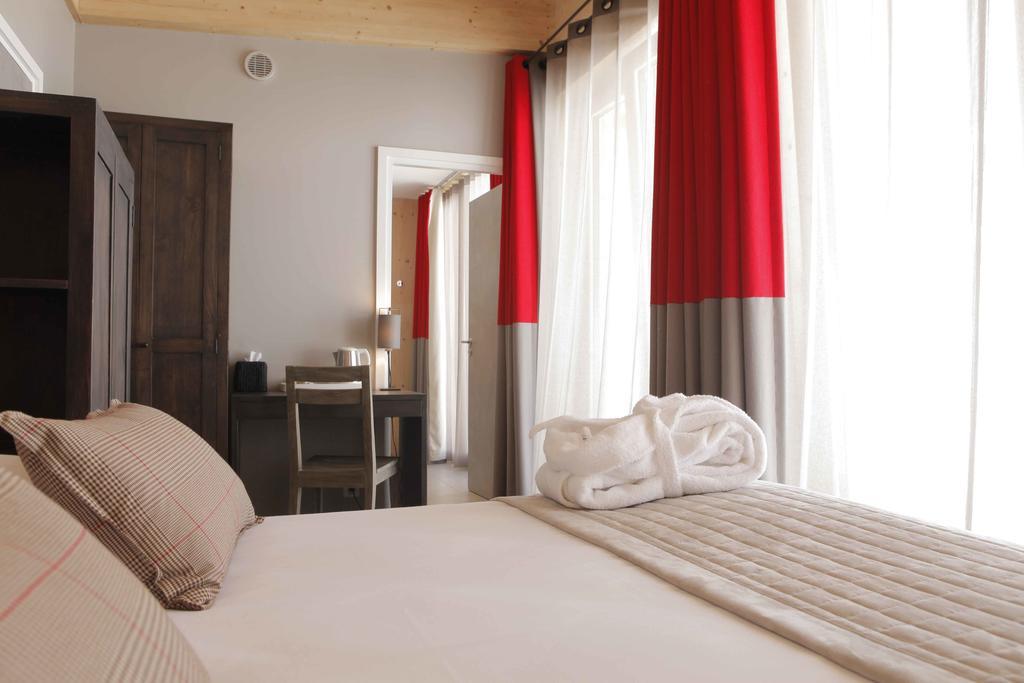 L'Aiguille Grive Chalets Hotel Les Arcs  Szoba fotó