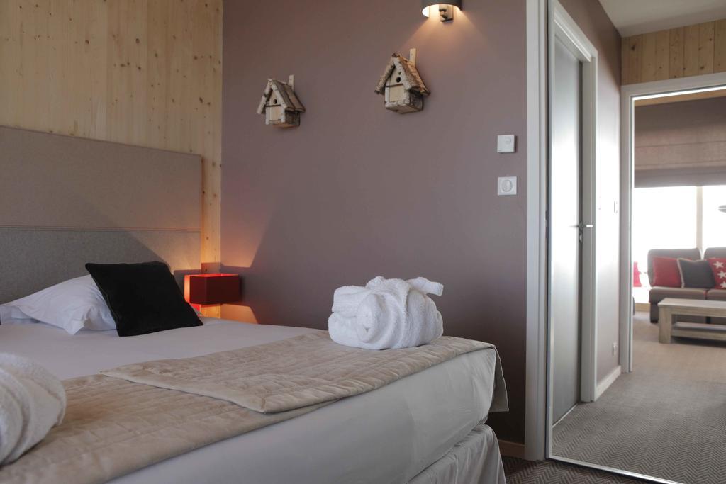 L'Aiguille Grive Chalets Hotel Les Arcs  Szoba fotó